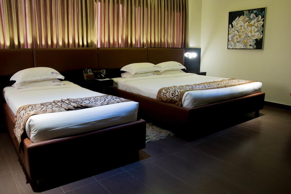 Galesia Hotel&Resort Dhaka Esterno foto