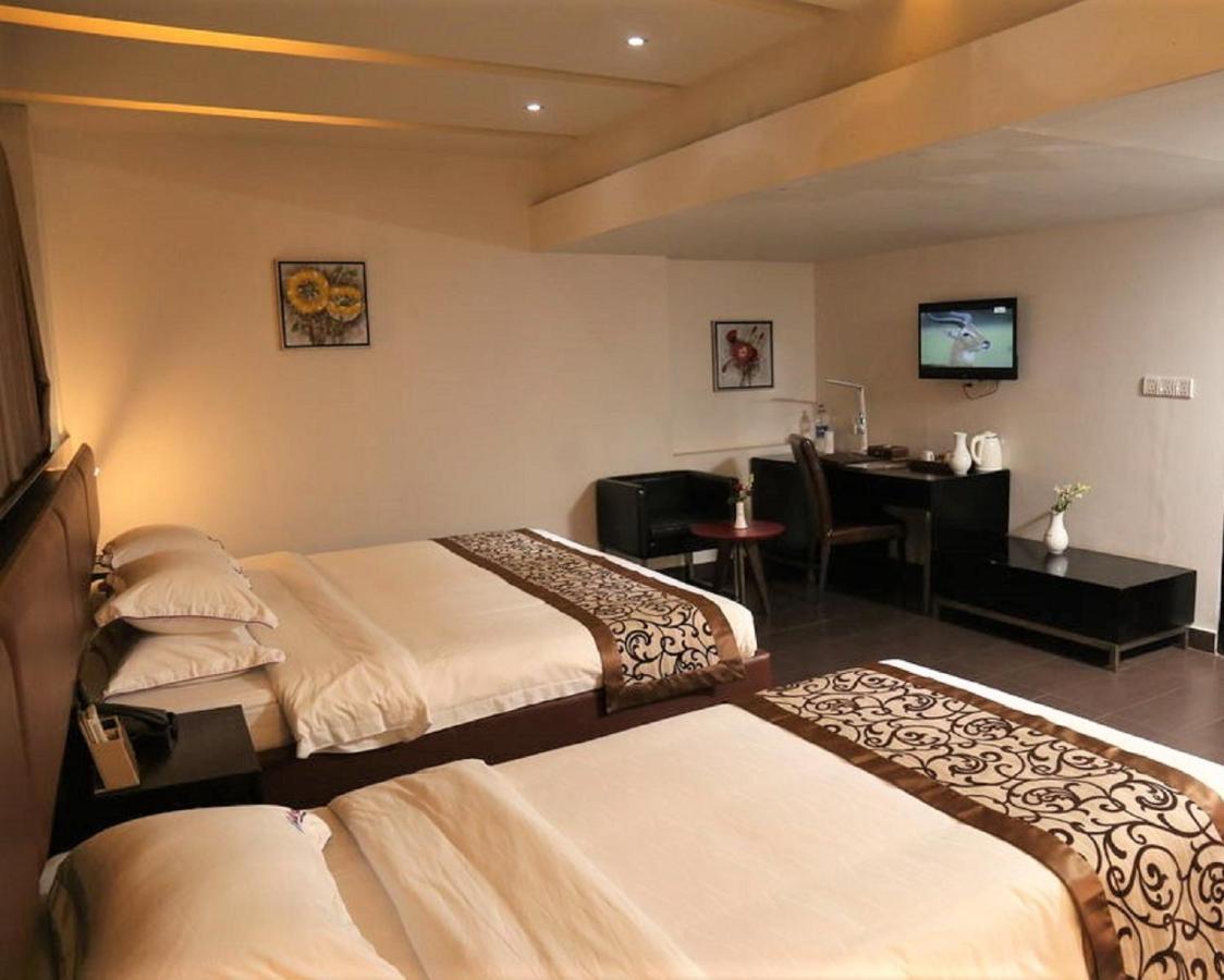 Galesia Hotel&Resort Dhaka Esterno foto