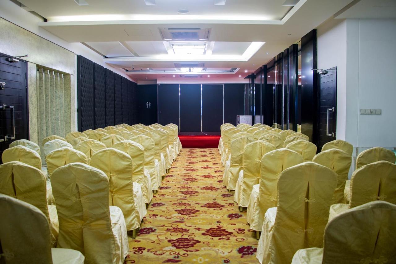 Galesia Hotel&Resort Dhaka Esterno foto