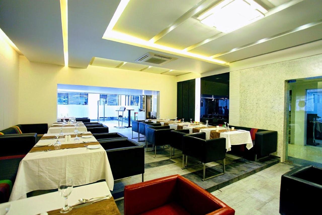 Galesia Hotel&Resort Dhaka Esterno foto