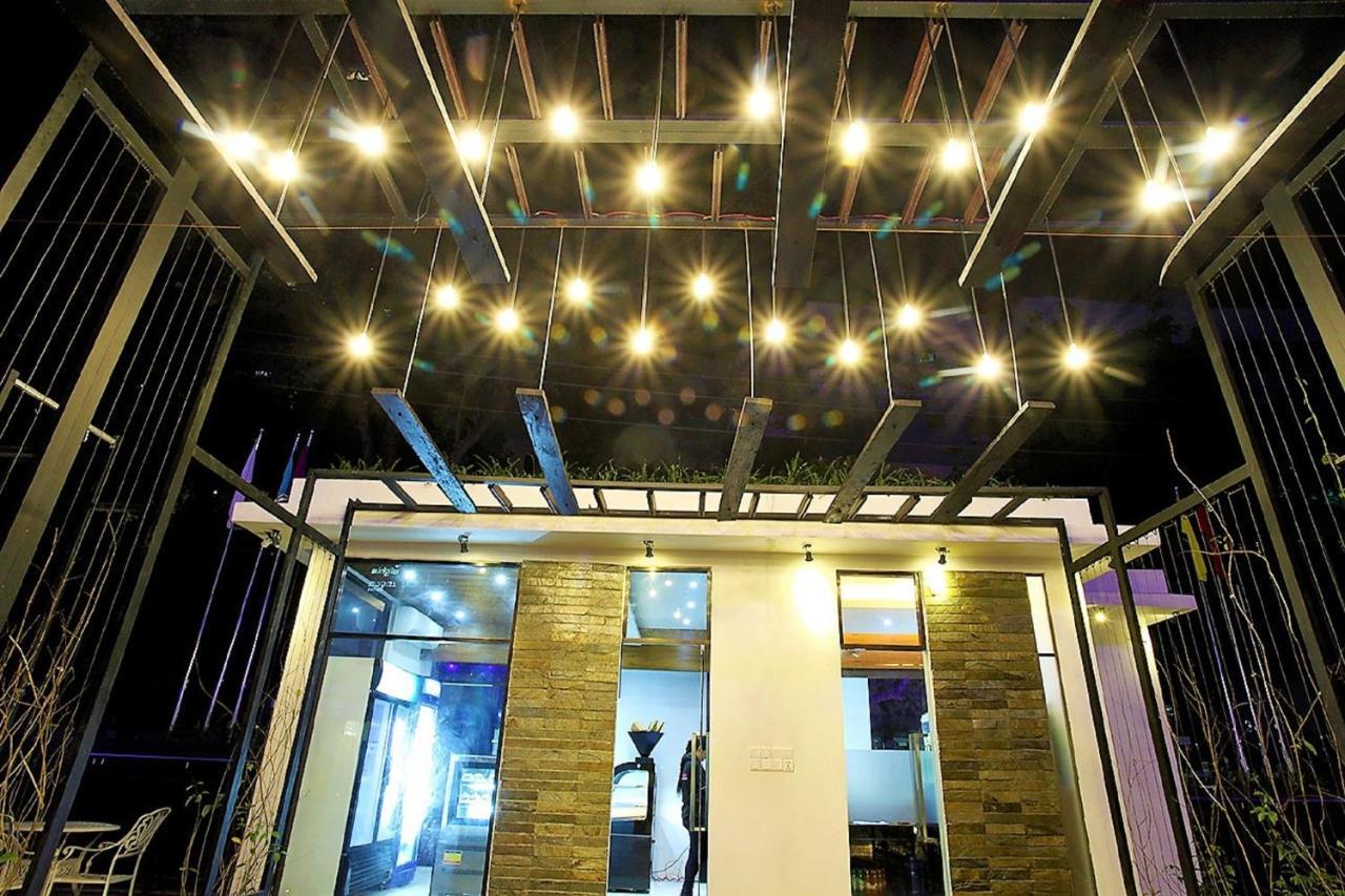 Galesia Hotel&Resort Dhaka Esterno foto